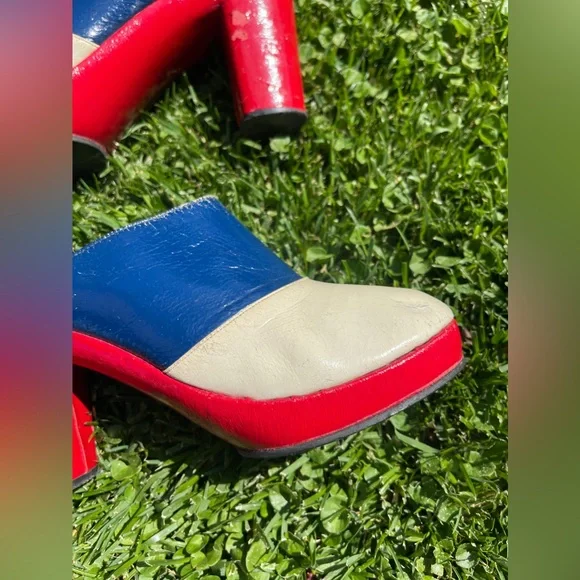 70s Vintage Red White and Blue Platform Clogs - Picture 6 of 14